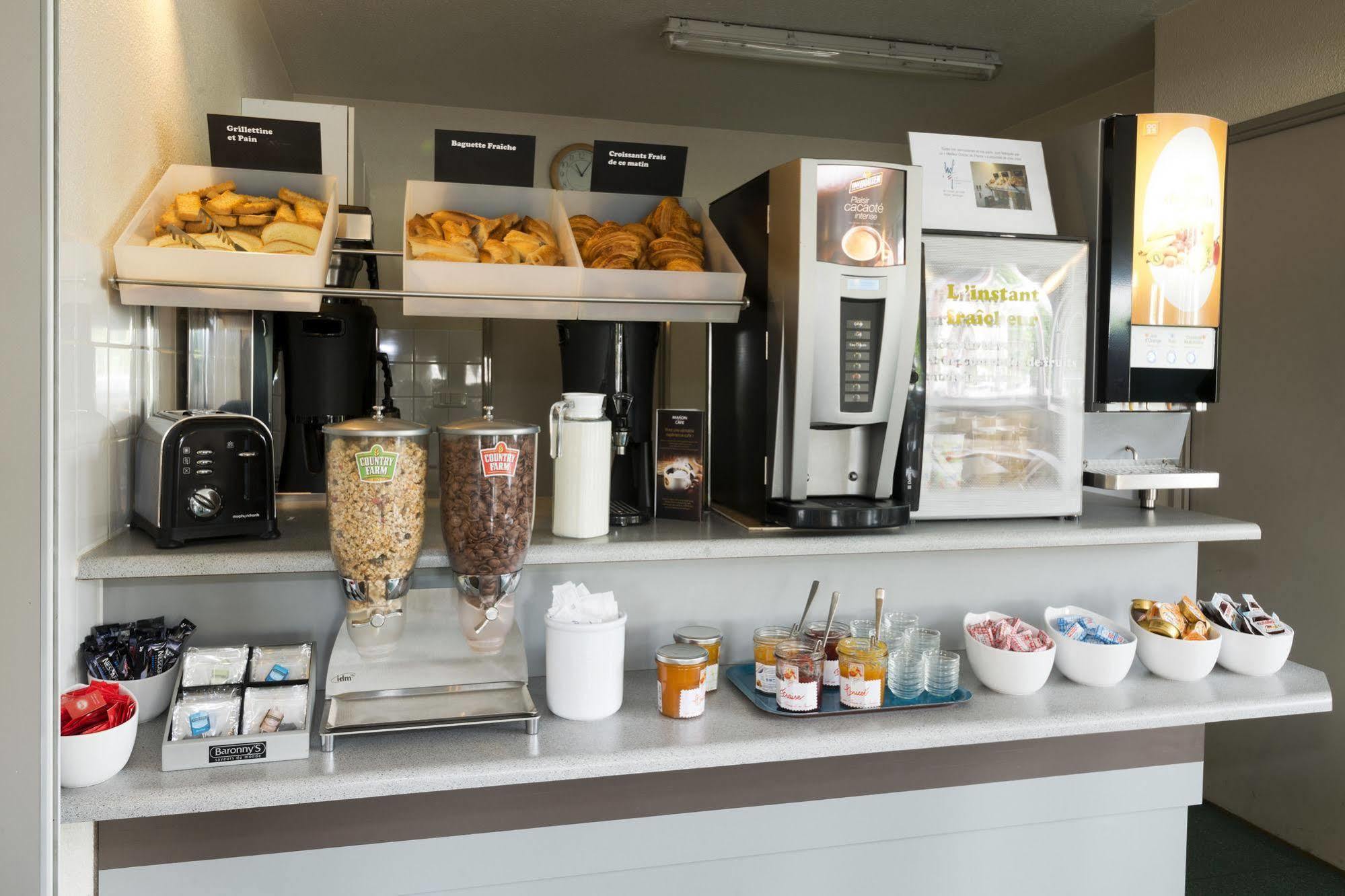 B&B Hotel Rennes Est Cesson Sevigne ภายนอก รูปภาพ